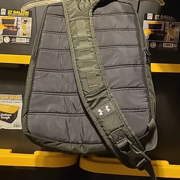 Under Armour Green Sling Bag - Picture 12 of 12